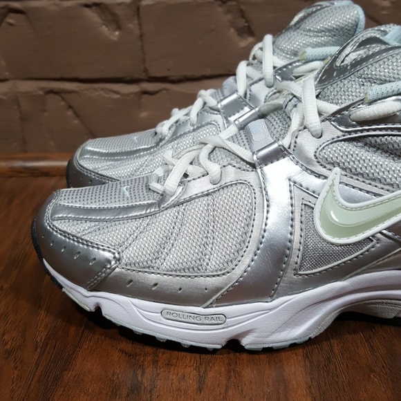 nike air vitality walk